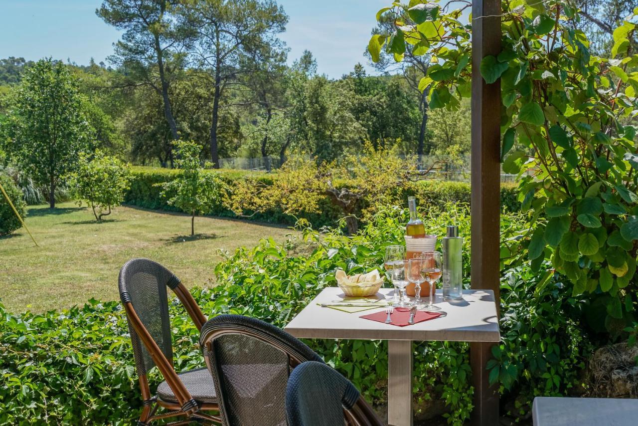 Auberge Du Grand Chene Sillans-la Cascade Kültér fotó