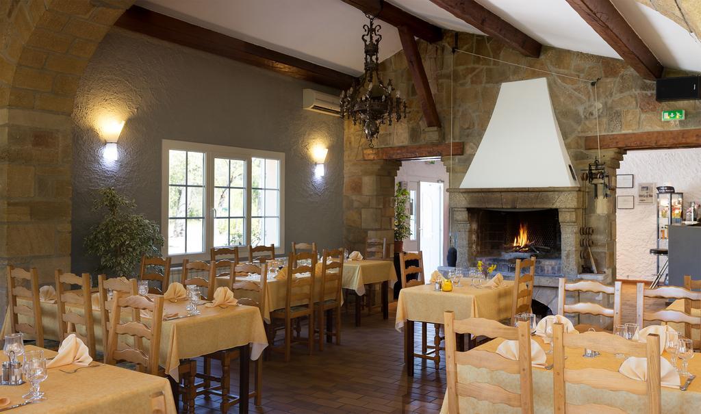 Auberge Du Grand Chene Sillans-la Cascade Kültér fotó
